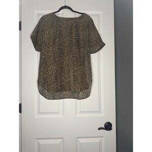 Betseys Boutique Shop Short Sleeve Leopard Print Top Xl Brown W Black Round hem